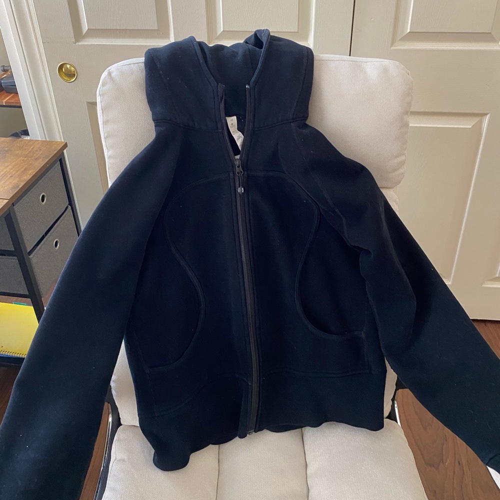 Black Lulu Lemon hoodie